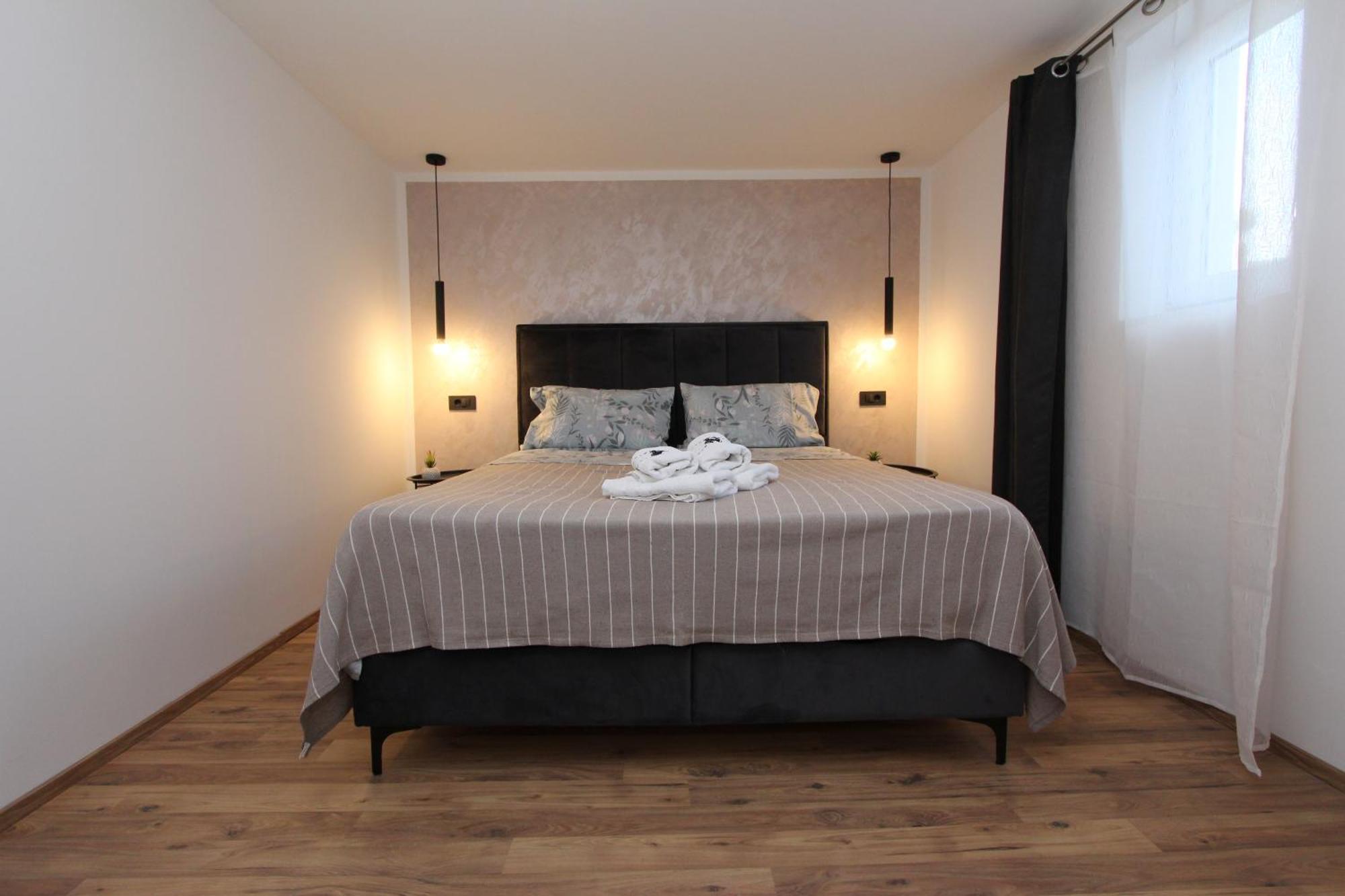 Apartments Eni Rovinj Exterior photo