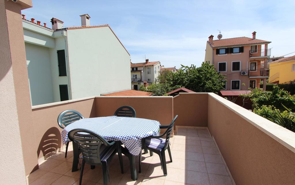 Apartments Eni Rovinj Exterior photo